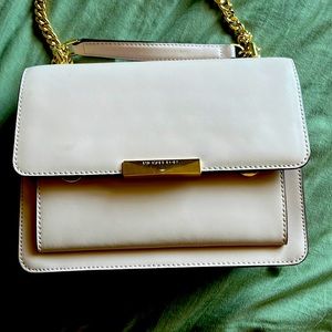 Light pink Micheal kors purse only used once